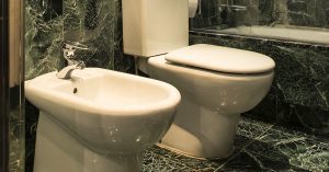 How to Use a Bidet Without Making a Mess