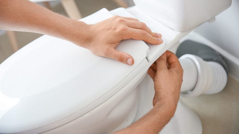 How to Tell if Toilet Is Leaking Underneath